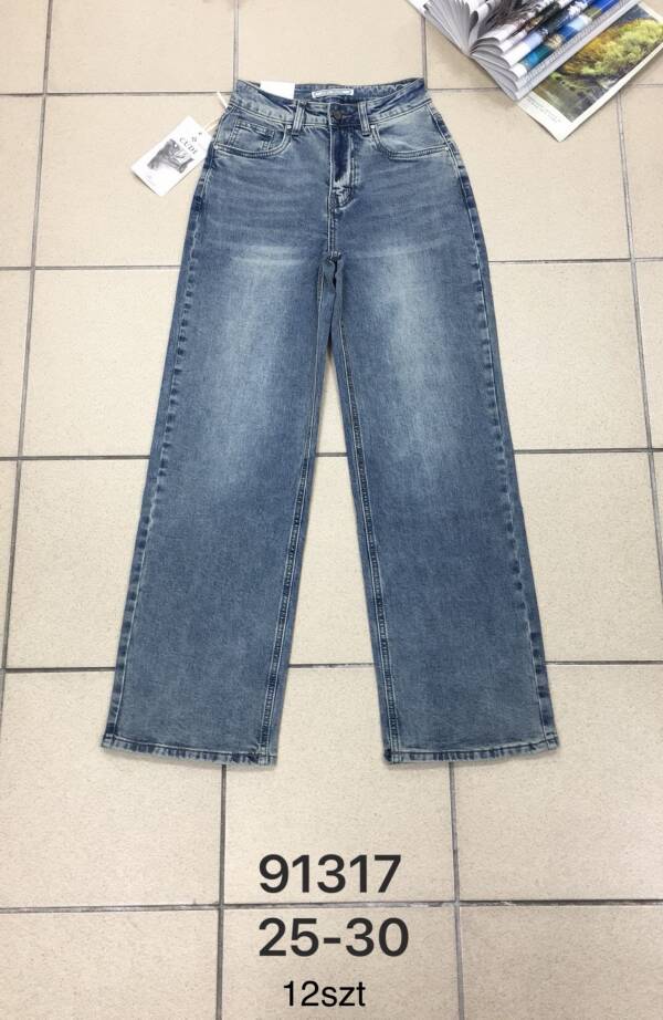 Spodnie damska jeans. Roz 25-30. 1 Kolor . Pasczka 12 szt.