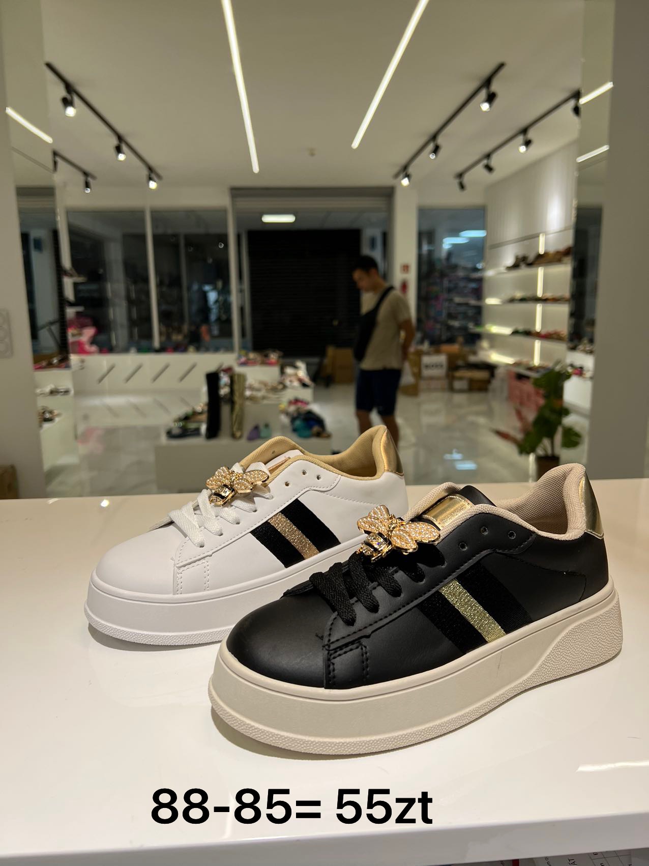 SPORTOWE Damskie 36-41/ 12 par