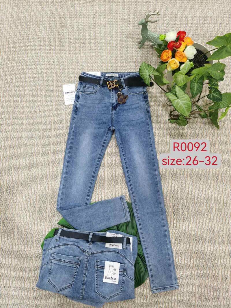 Spodnie  damska jeans . Roz 26-32. 1 kolor. Paszka 12szt.  