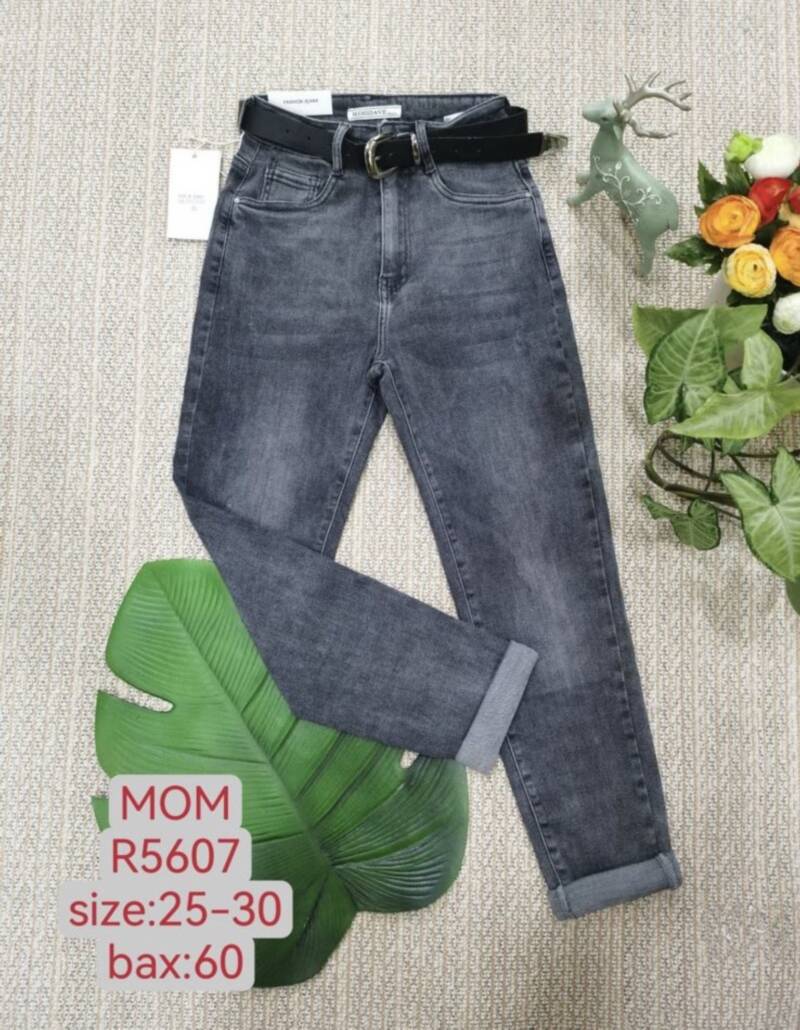 Spodnie  damska jeans . Roz 25-30. 1 kolor. Paszka 12szt.  
