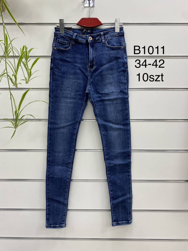 Spodnie damska jeans   . Roz 34-42. 1 kolor. Paszka 12szt.  