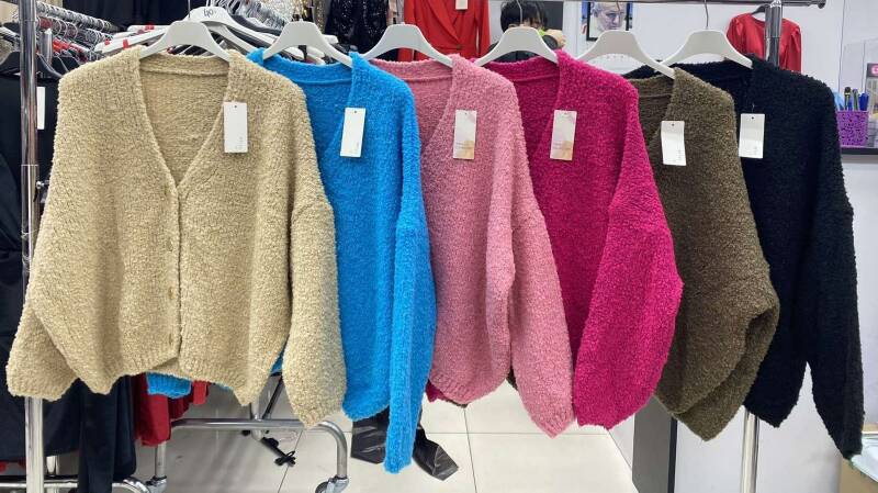 Swetry  damska (Włoskie produkt) Roz Standard mix  kolor Paczka 5 szt