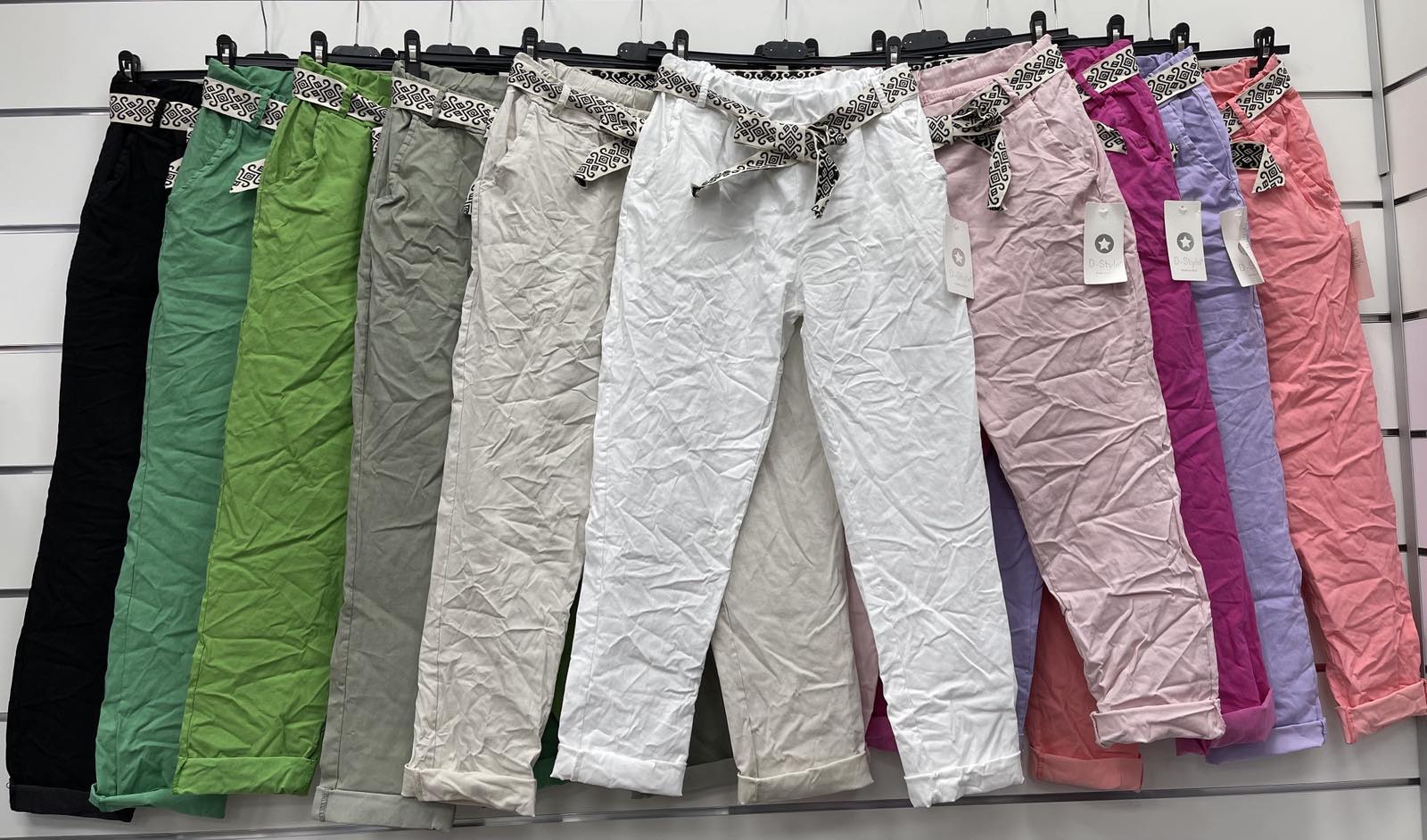 Spodnie  damska (Włoskie produkt) Roz Standard. mix  kolor .Paczka 5szt