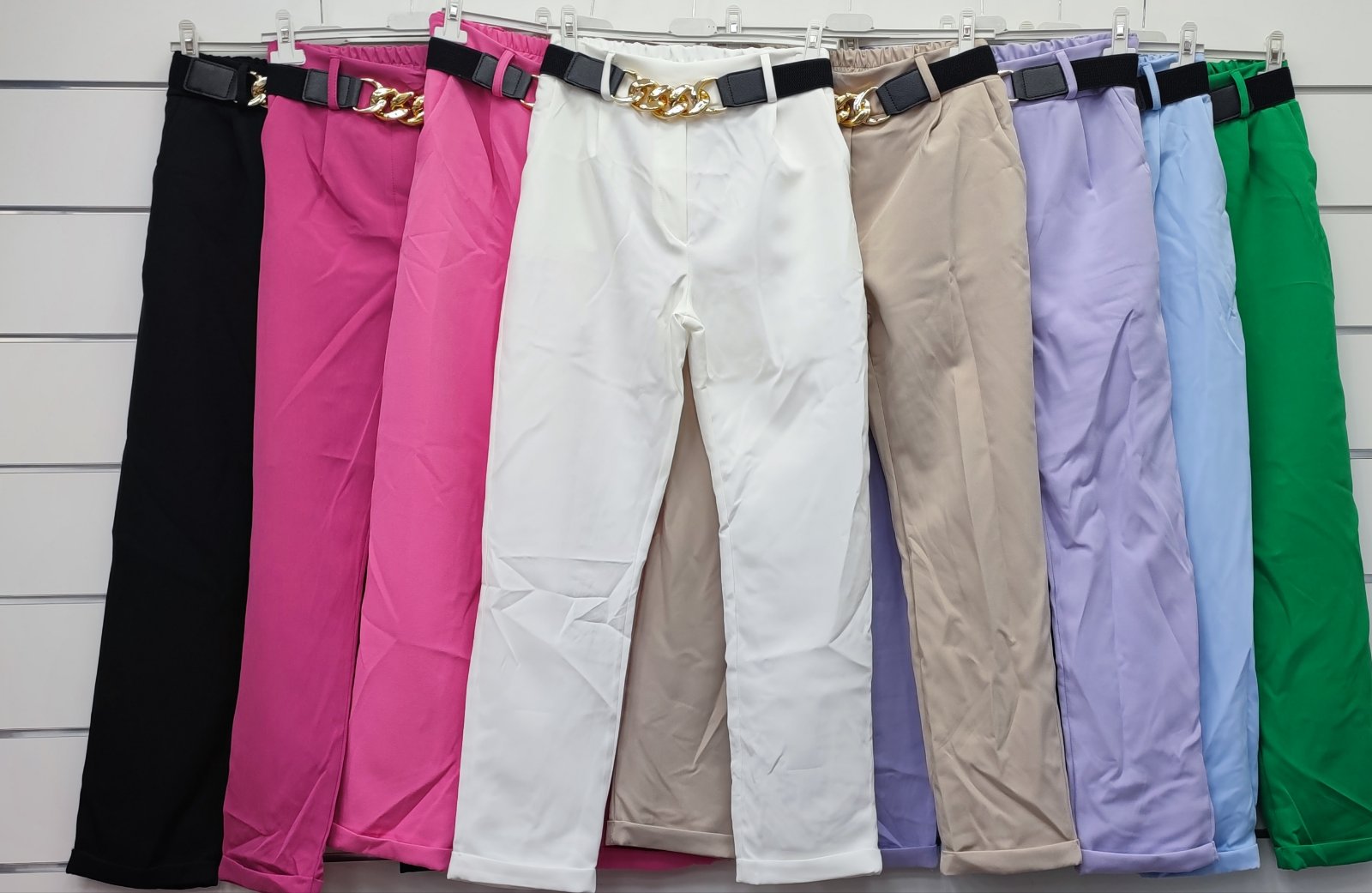 Spodnie  damska (Włoskie produkt) Roz Standard . Mix kolor Paczka 5 szt