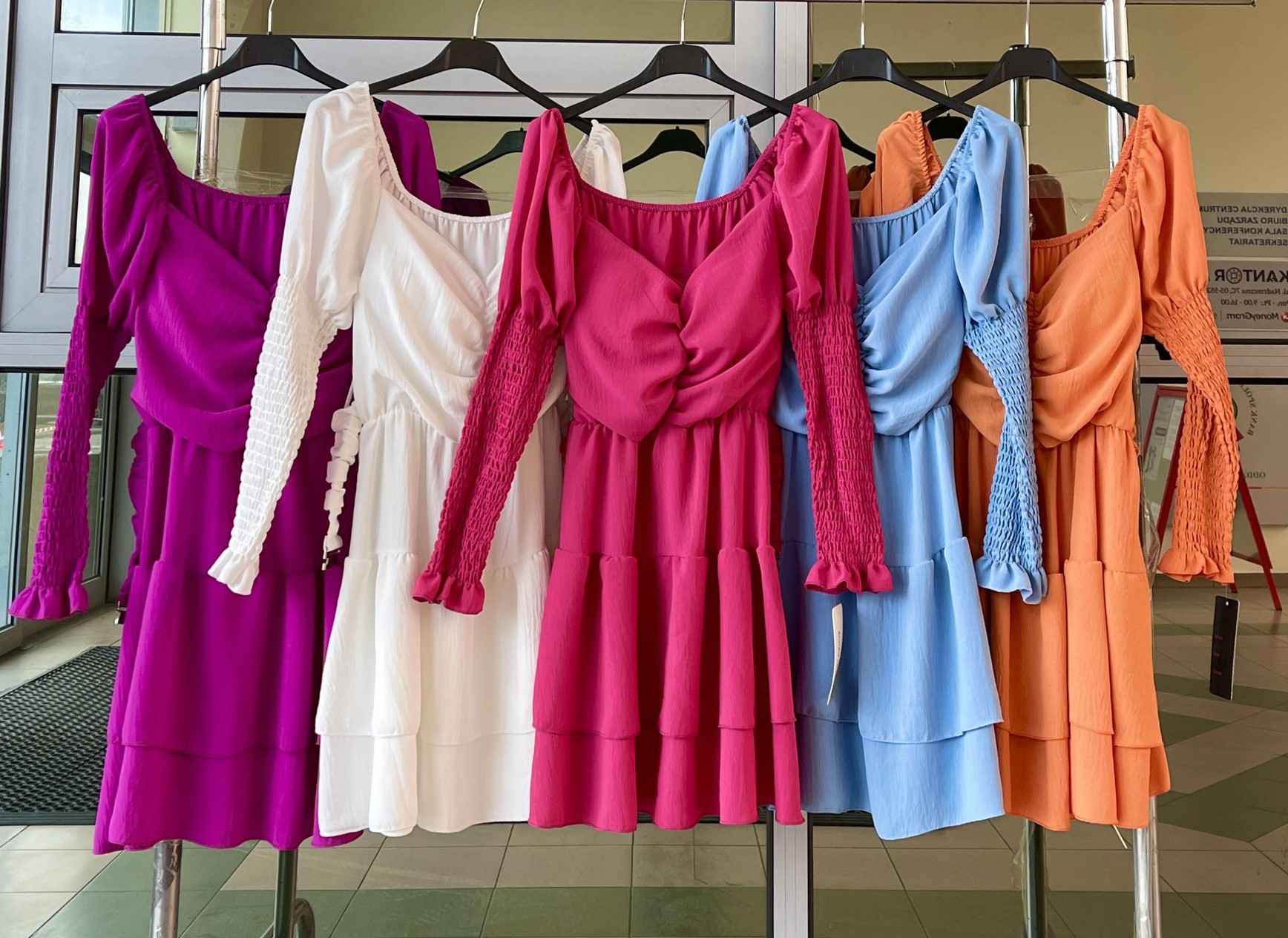 Sukienki damska (Włoskie produkt) Roz Standard Mix kolor Paczka 5 szt