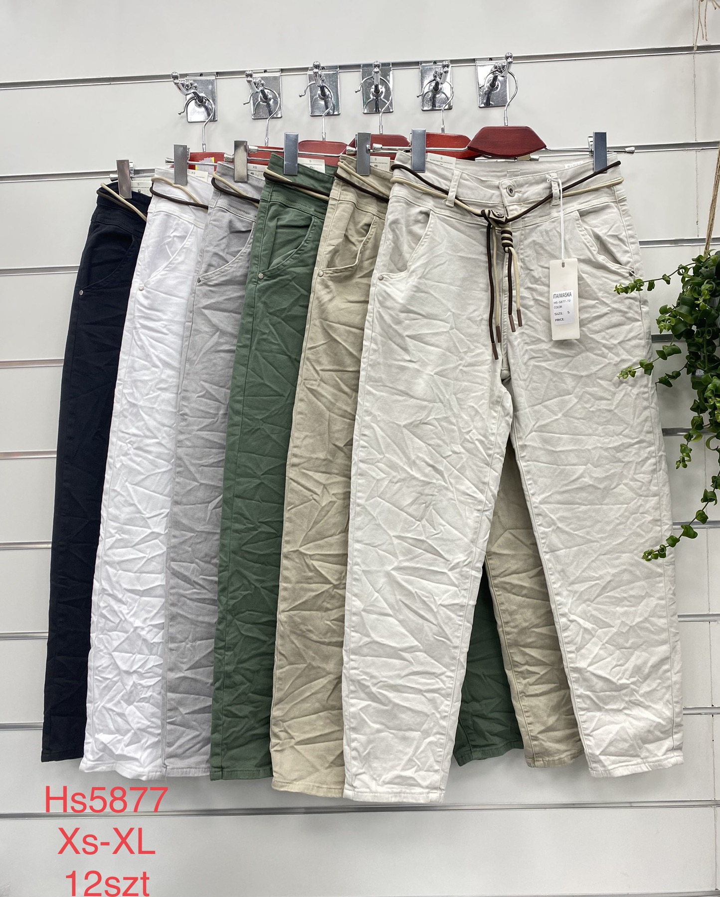 Spodnie damskie jeans Roz  XS-XL .  1 kolor . Paczka 12szt
