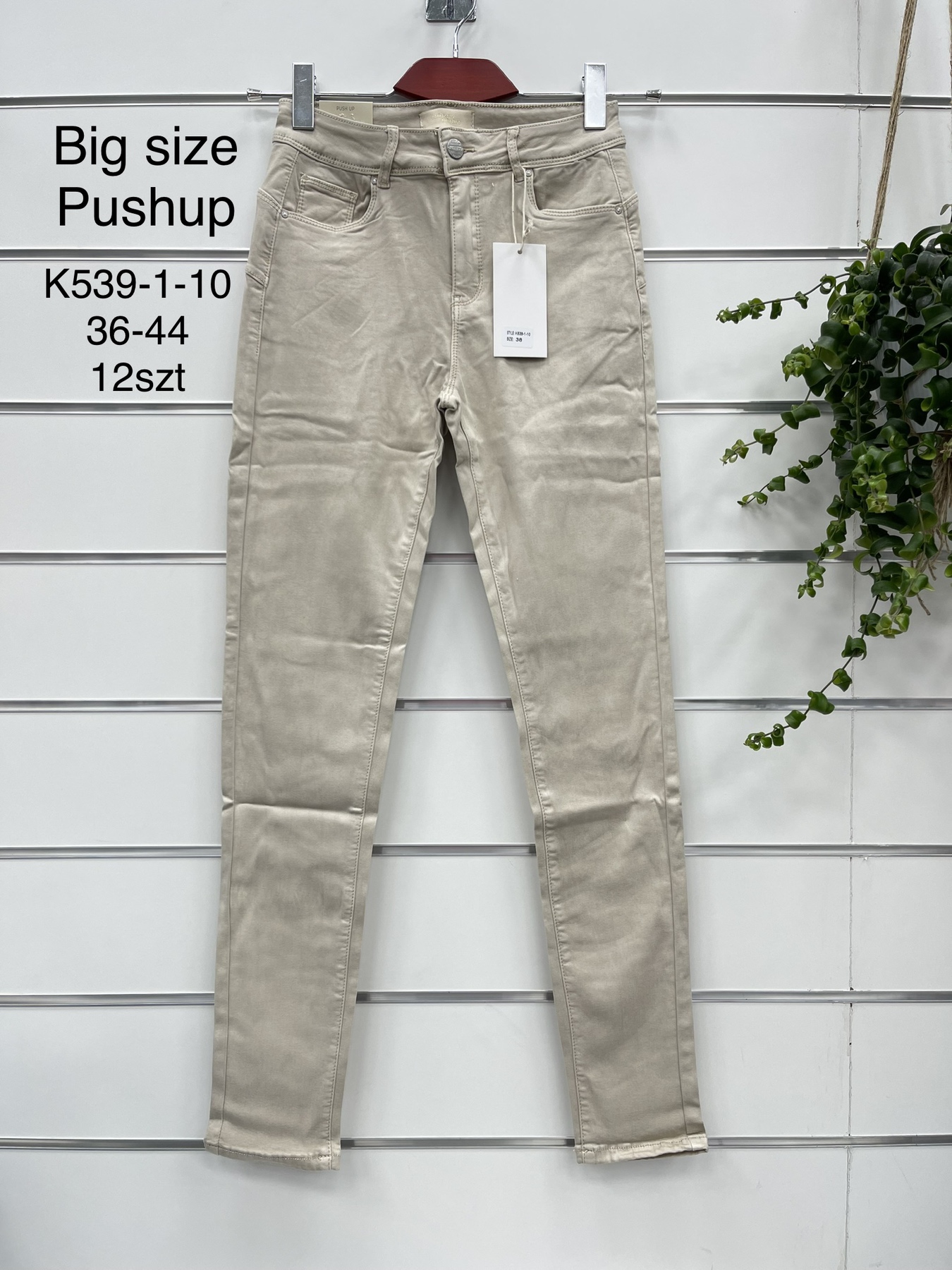 Spodnie  damskie jeans Roz 36-44.  1 kolor . Paczka 12szt