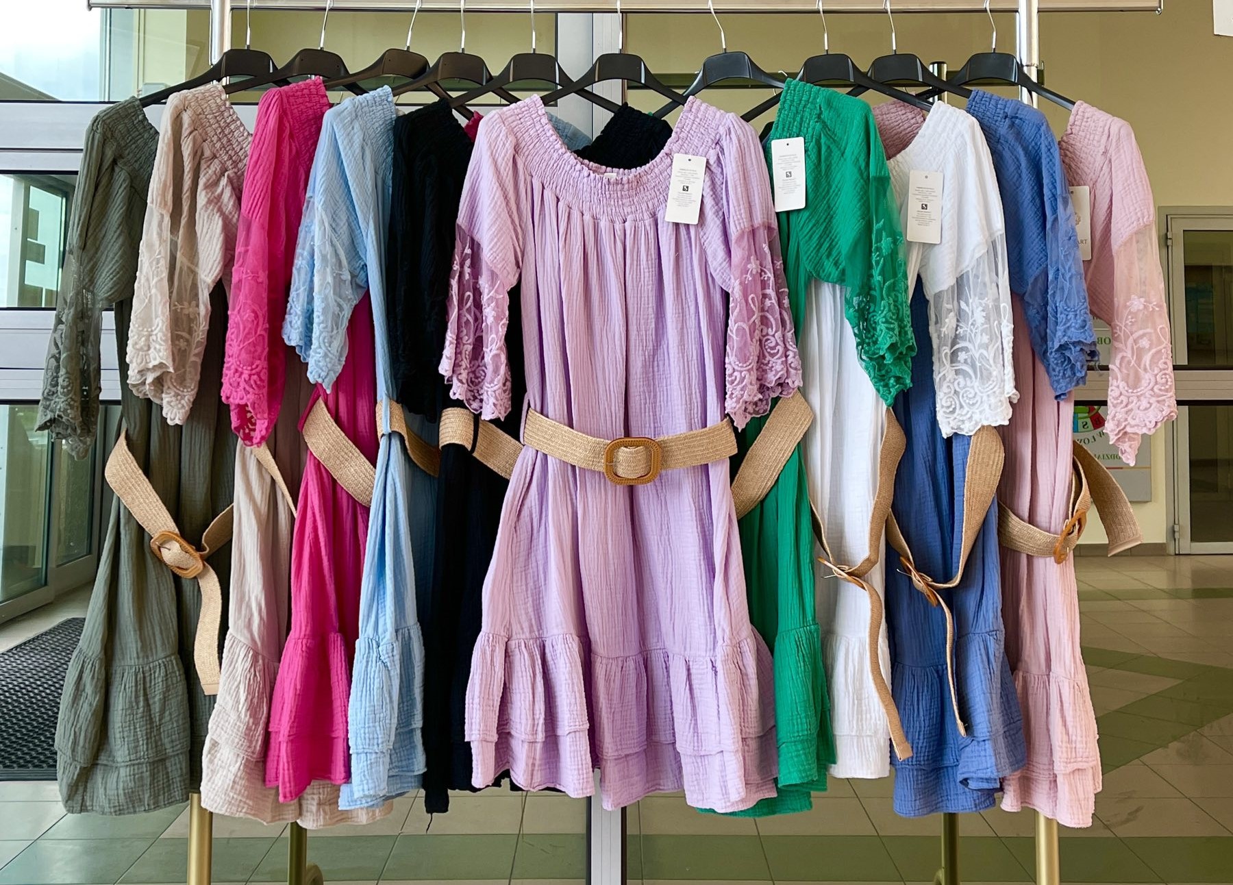Sukienka  damskie (Włoskie produkt) Roz Standard Paczka 5 szt Mix kolor