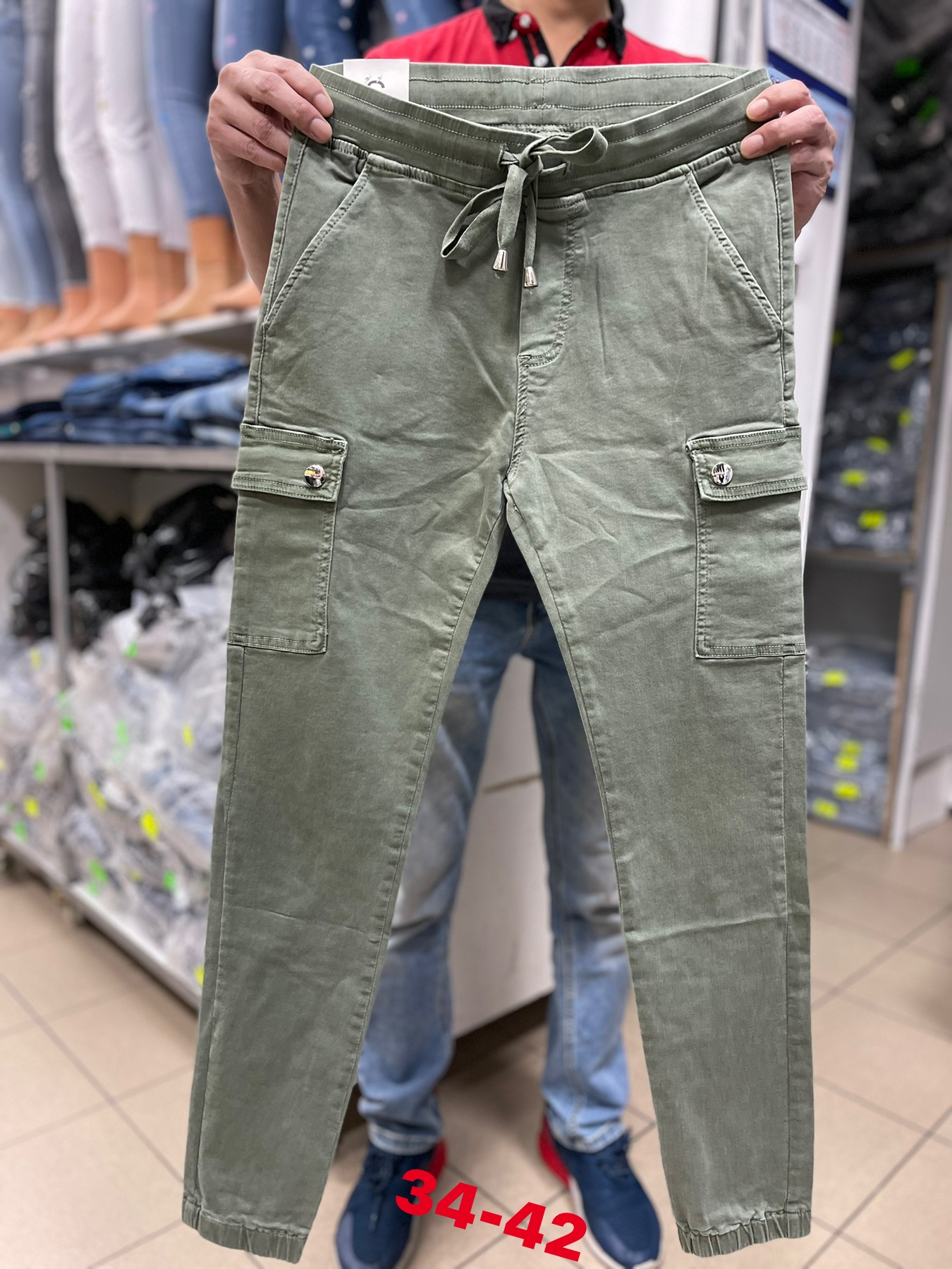 Spodnie  damskie jeans   Roz 34-42.  Paczka 12 szt