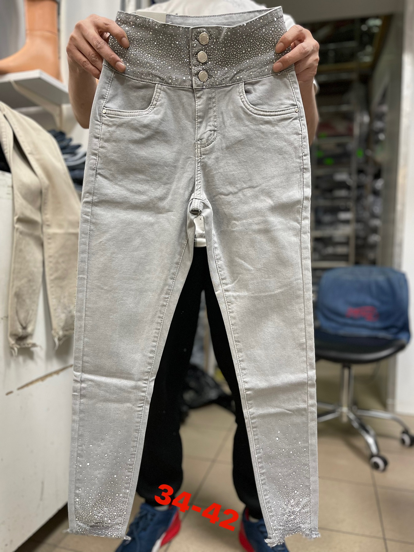 Spodnie  damskie jeans   Roz 34-42.  Paczka 10 szt