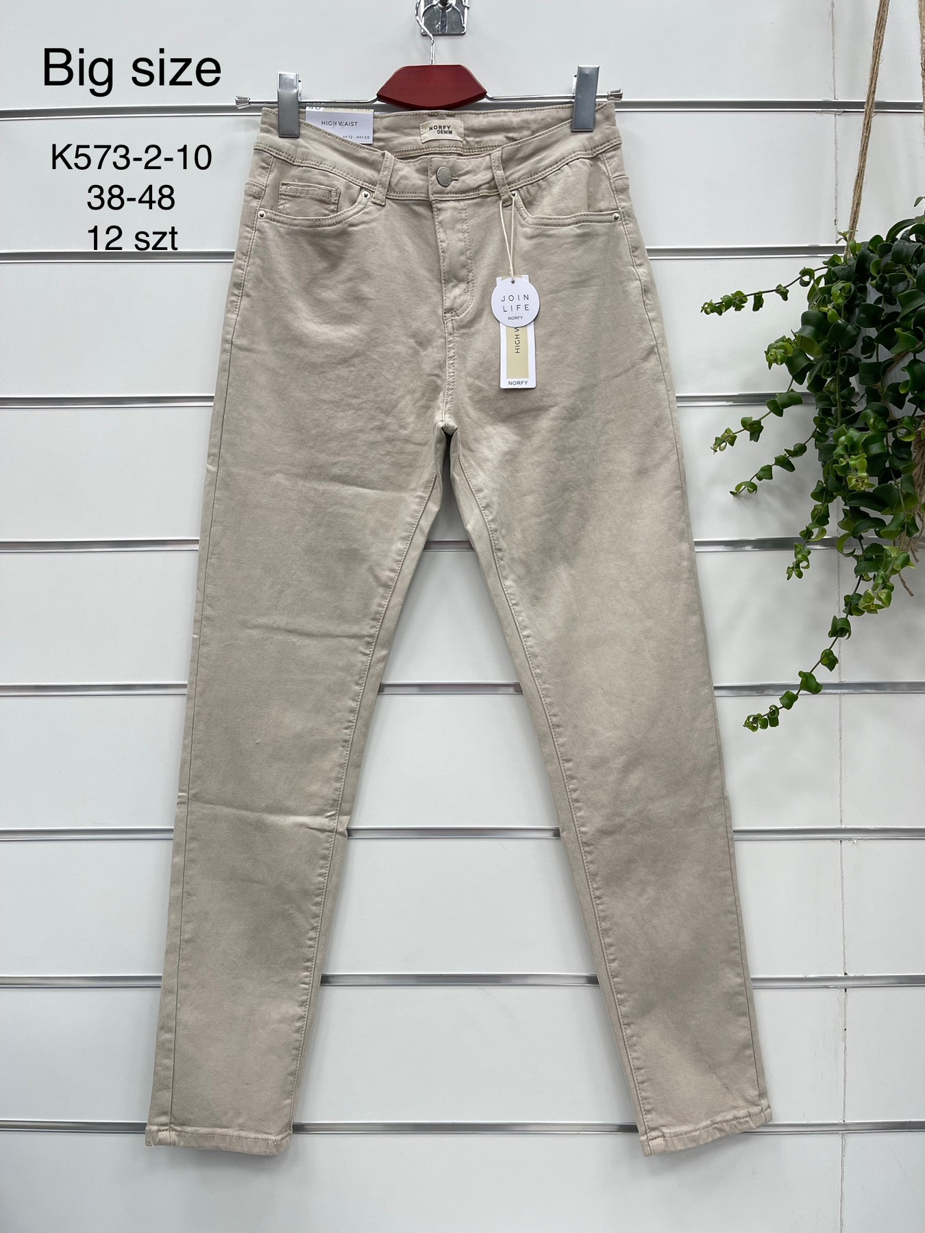 Spodnie damskie jeans Roz  38-48 .  1 kolor . Paczka 12szt
