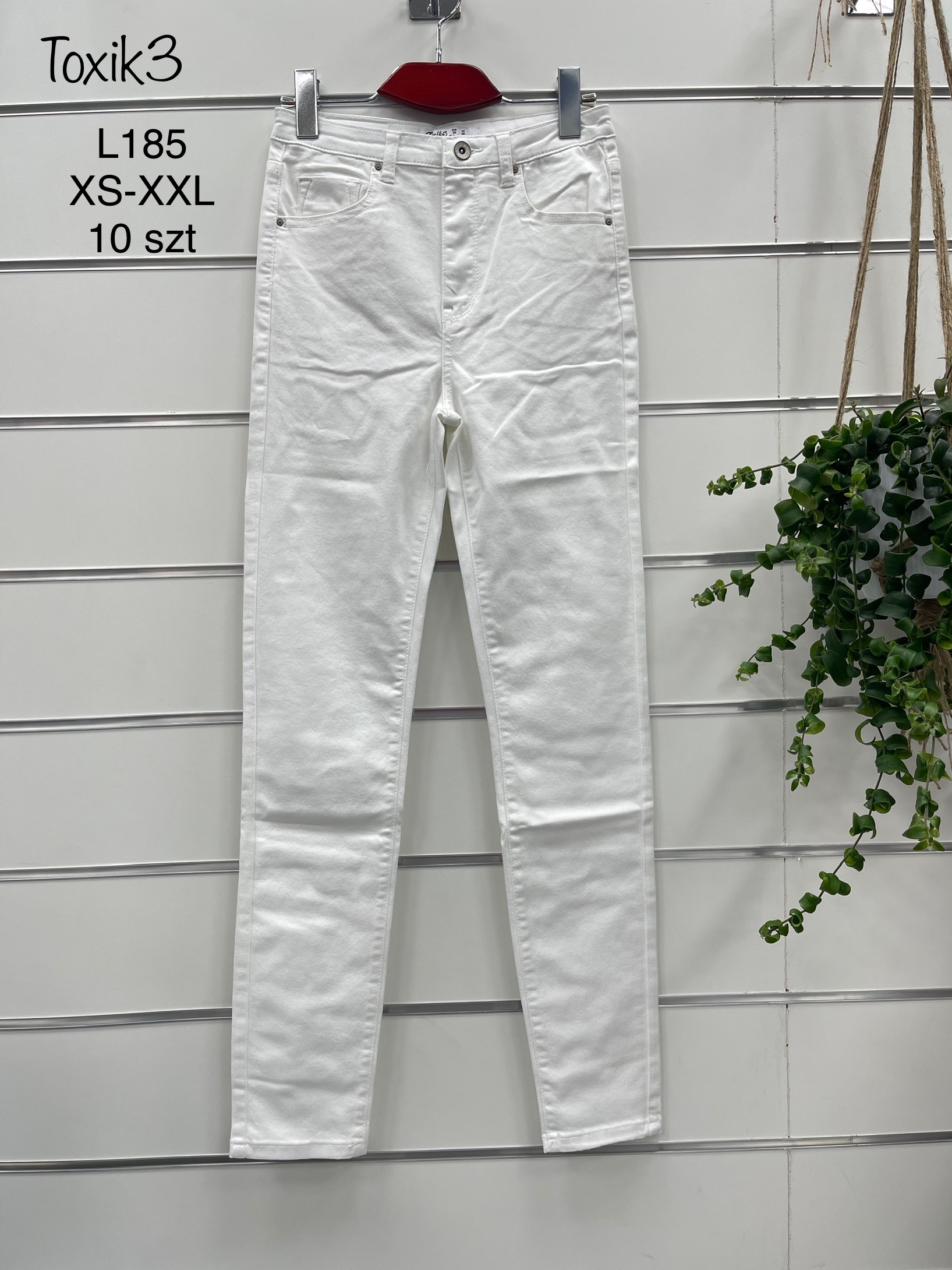 Spodnie damskie jeans Roz  XS-XL.  1 kolor . Paczka 10szt