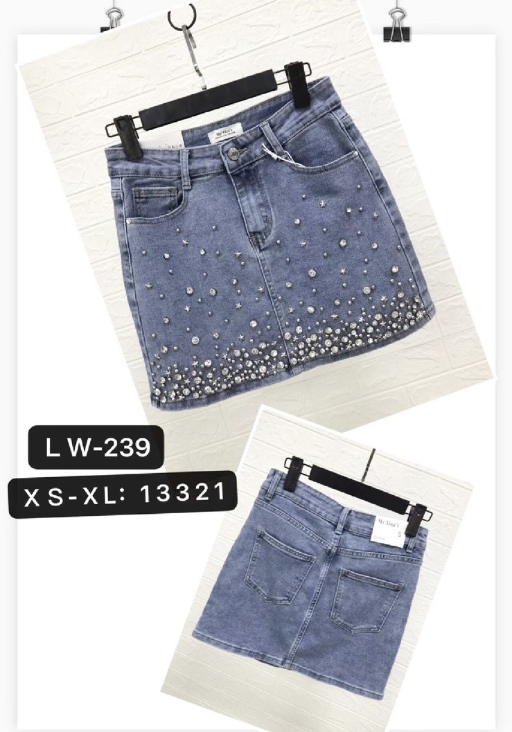 Spódnica damskie jeans Roz  XS-XL.  1 kolor . Paczka 10szt