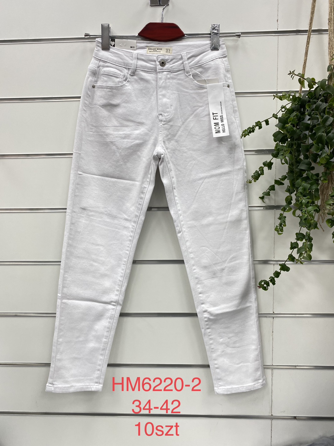 Spodnie damskie jeans Roz  34-42 .  1 kolor . Paczka 10szt