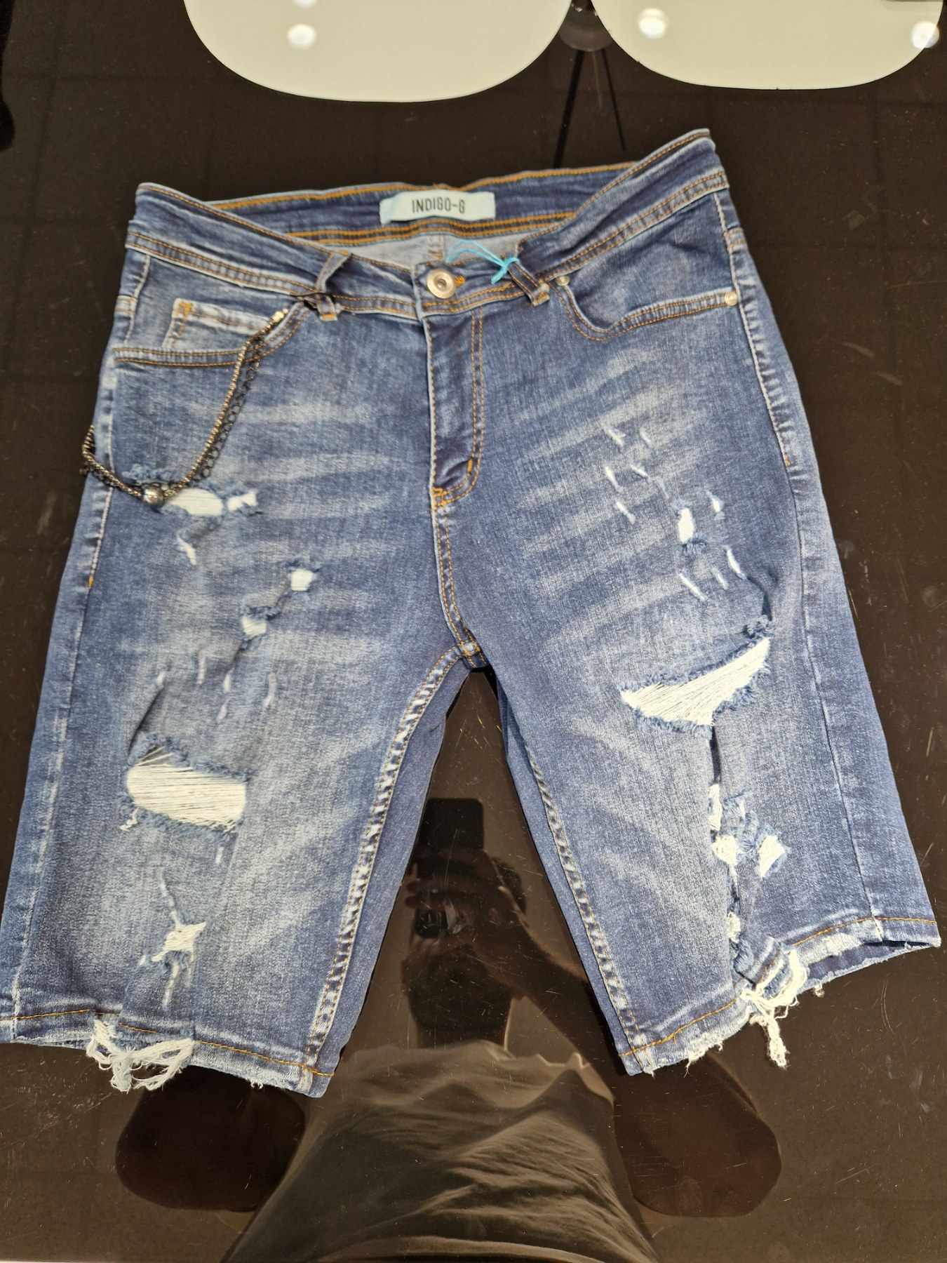 Spodenki męskie   jeans  Roz  30-38.  1 kolor . Paczka 8szt