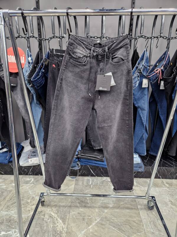 Spodnie damskie jeans Roz 25-30, 1 Kolor Paczka 10 szt