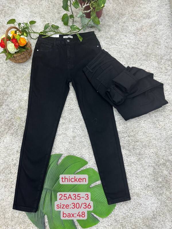 Spodnie damskie jeans Roz 30-36, 1 Kolor Paczka 12 szt