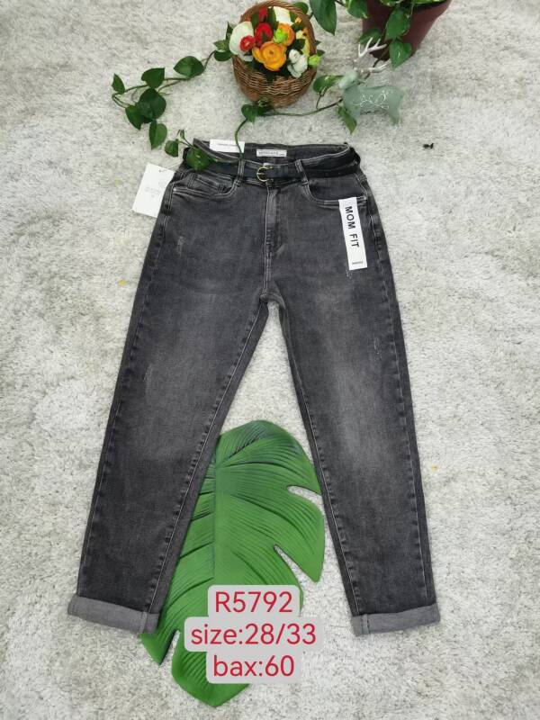 Spodnie damskie jeans Roz 28-33, 1 Kolor Paczka 12 szt