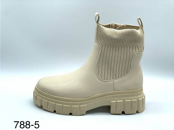 BOTKI damskie 36-41/12 par