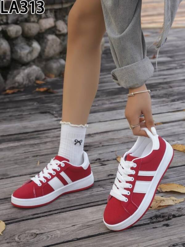 Buty sportowe damskie 36-41/ 12 par