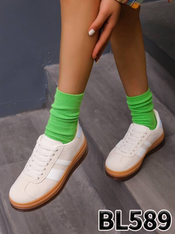 Buty sportowe damskie 36-41/ 12 par