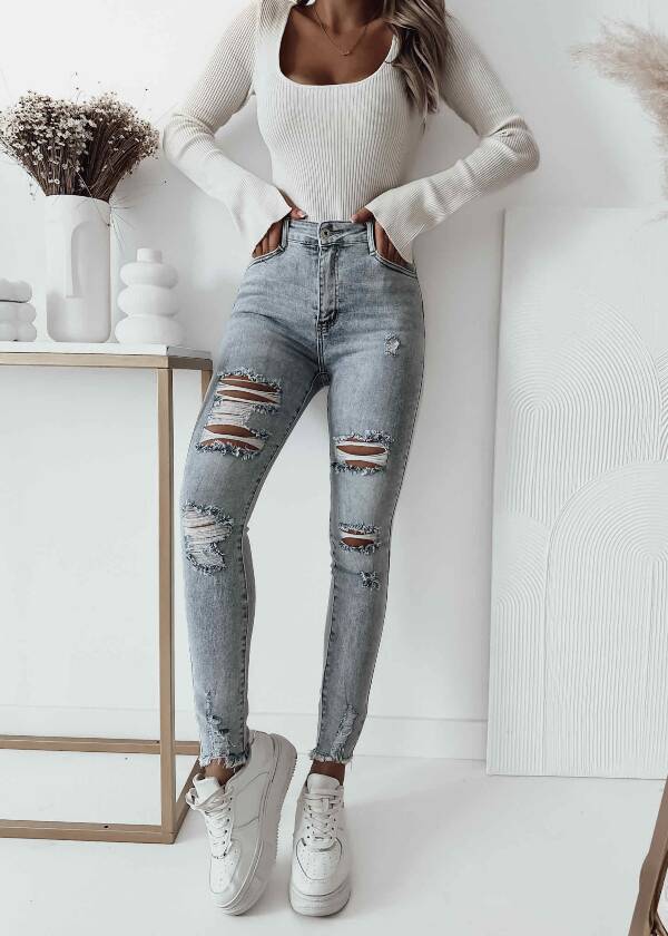 Spodnie damskie jeans Roz XS-XL paczka 12 szt/ 1 kolor
