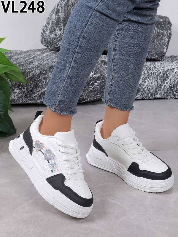 Buty sportowe damskie Roz 36-41 /12 par