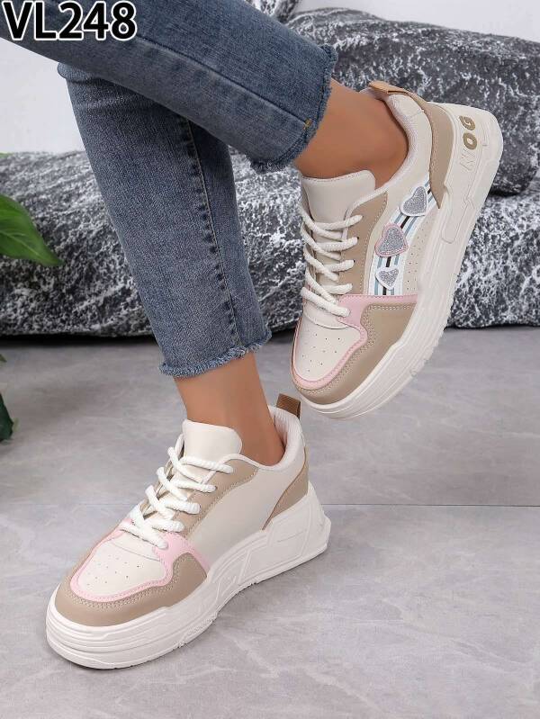 Buty sportowe damskie Roz 36-41 /12 par