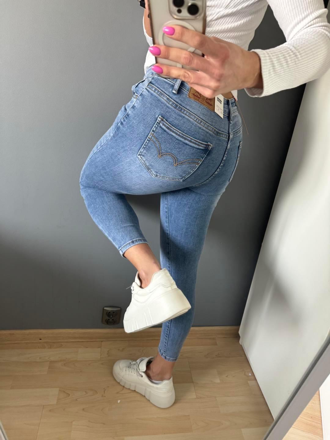 Spodnie damskie jeansy Roz XS-XL, 1 Kolor Paczka 10 szt