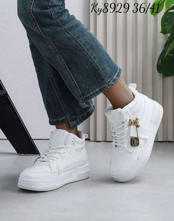 Buty sportowe damskie Roz 37-40 / 12 par