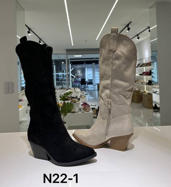 Kozaki damskie 36-41/ 12 par