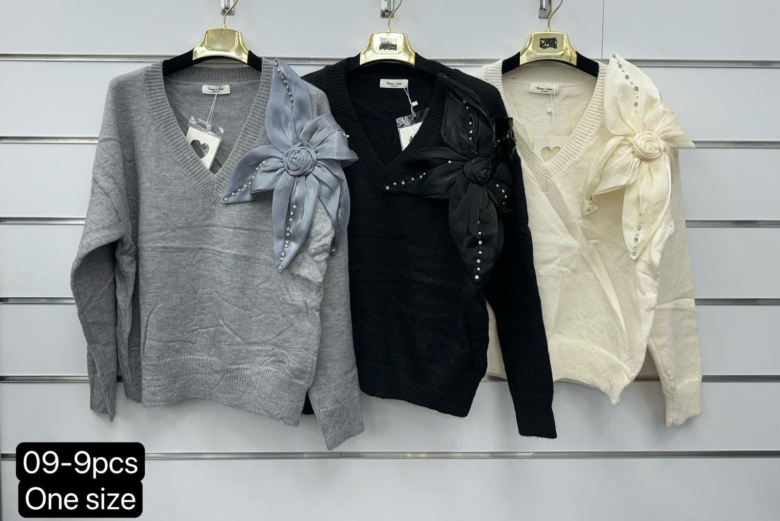 Swetry damskie Roz Standard Mix kolor Paczka 9 szt