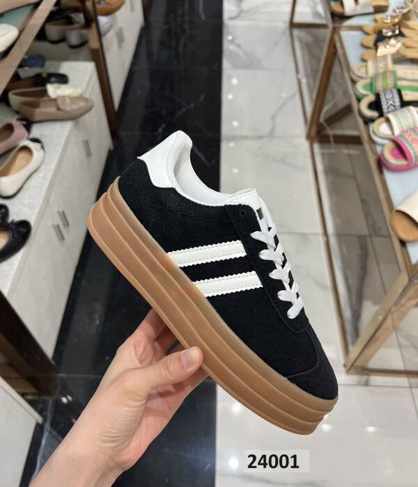 Buty sportowe damskie Roz 36-41 /12 par