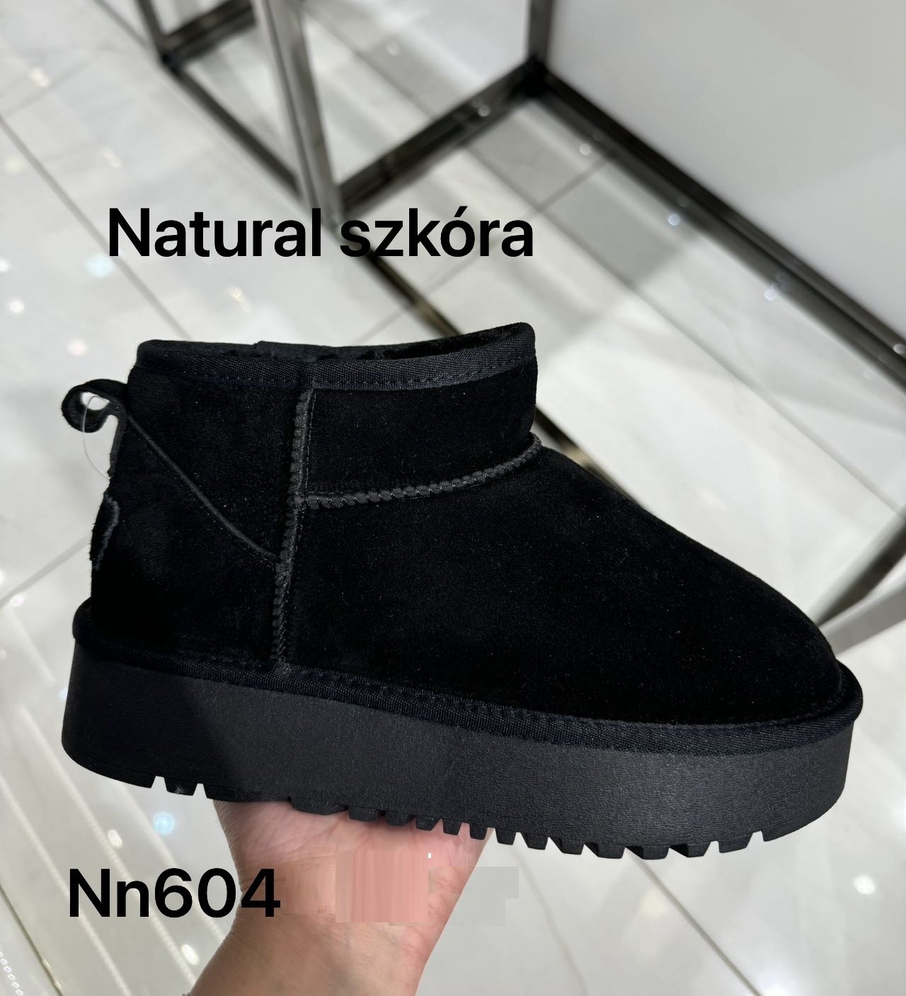 BOTKI  damskie  36-41/ 12 par