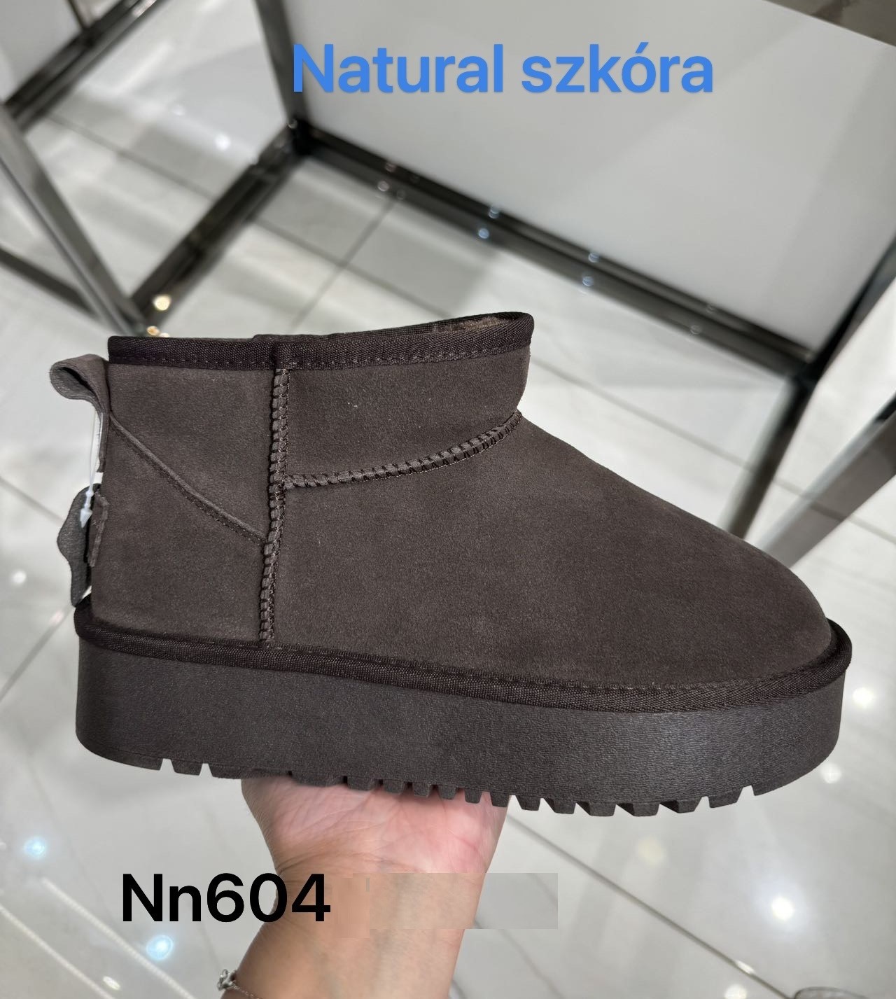 BOTKI  damskie  36-41/ 12 par