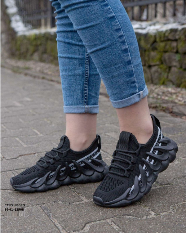 Buty sportowe damskie Roz 36-41 /12 par