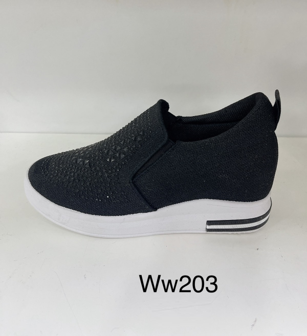 Buty Sportowe damskie 36-41/ 12 par