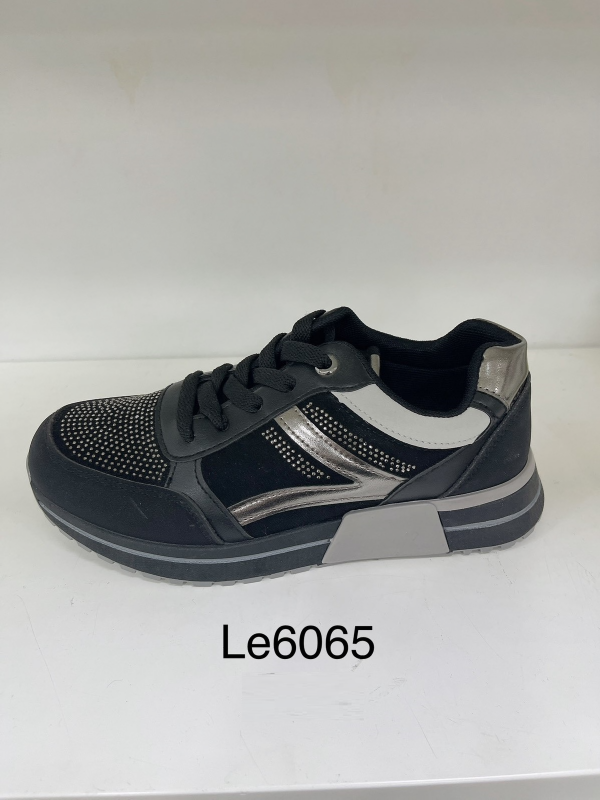 Buty Sportowe damskie 36-41/ 12 par