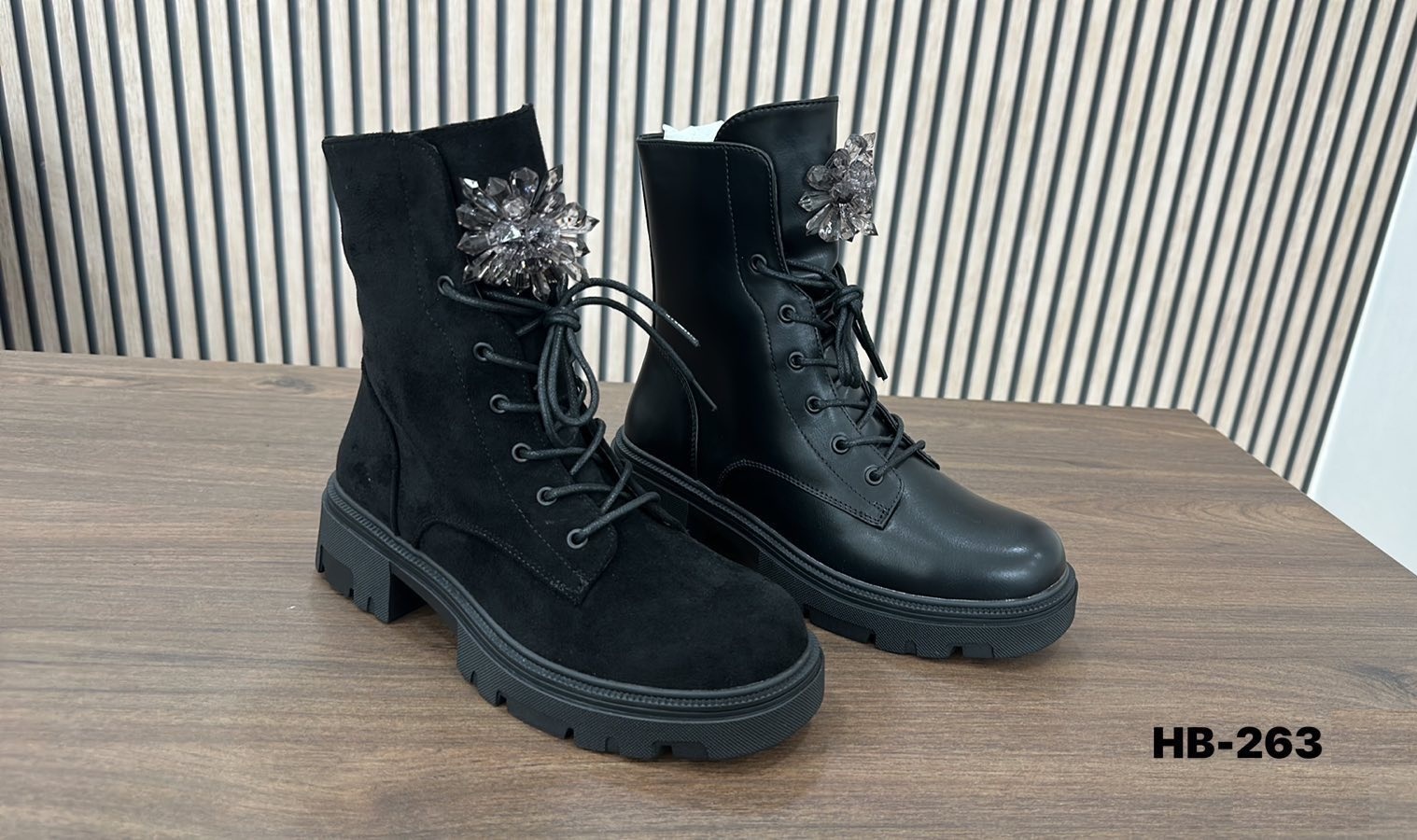 BOTKI damskie 36-41/ 12 par