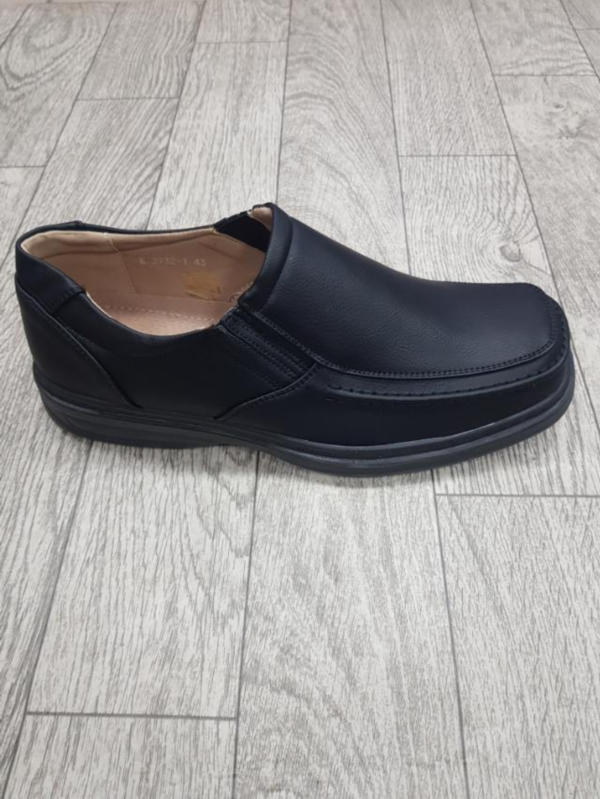 BUTY MESKIE SPORTOWE/TENISÓWKI 40-46/12 par