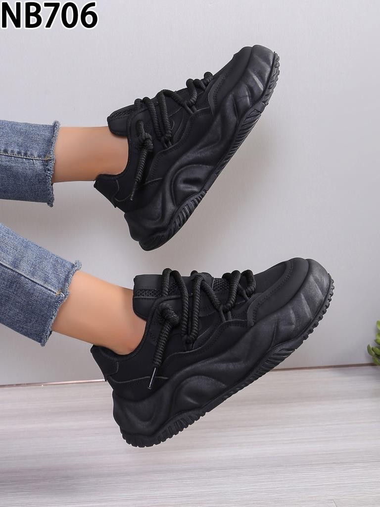 Buty sportowe damskie Roz 36-41 /12 par