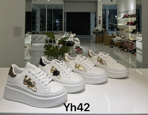 Buty Sportowe damskie 36-41/ 12 par
