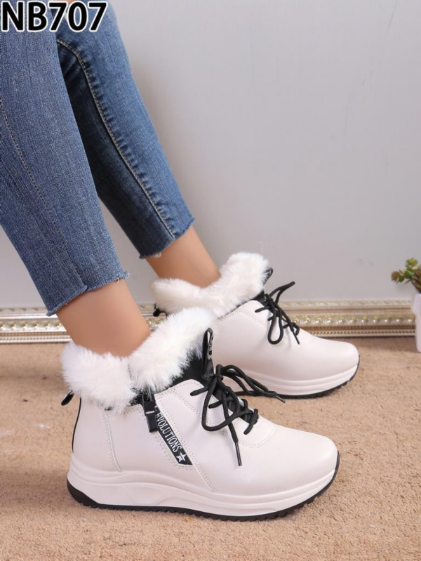 BOTKI damskie 36-41/ 12 par