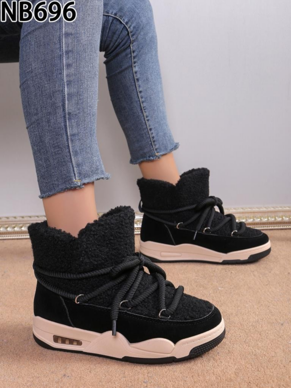 BOTKI damskie 36-41/ 12 par