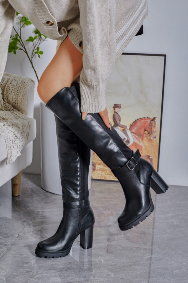 BOTKI damskie 36-41/ 12 par