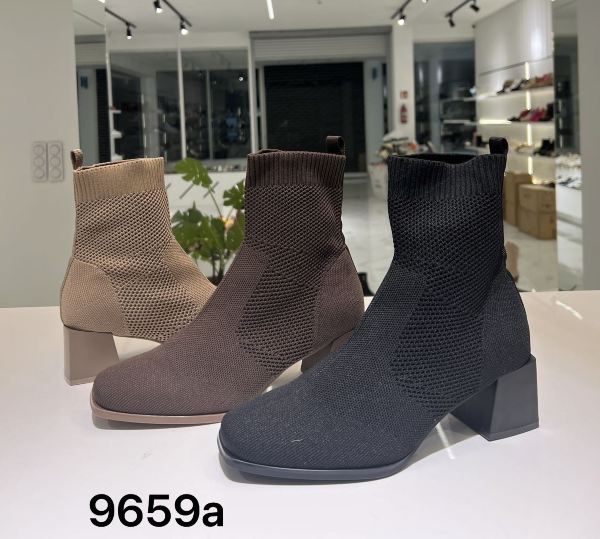 BOTKI damskie 36-41/ 12 par 