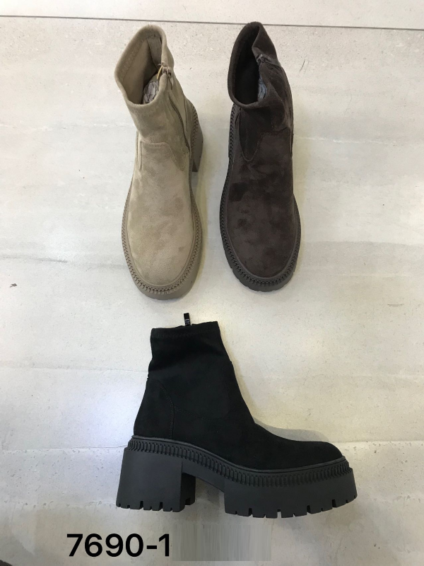 BOTKI damskie 36-41/ 12 par