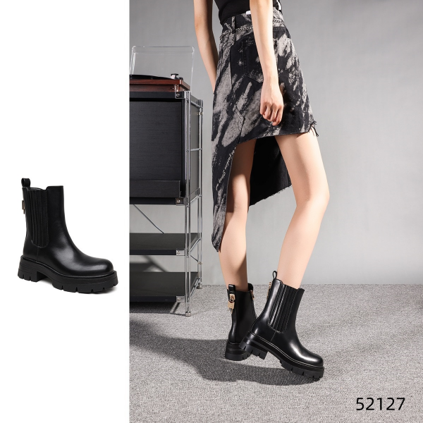 BOTKI damskie 36-41/ 12 par
