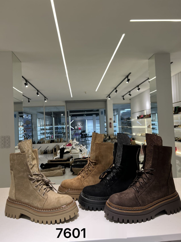 BOTKI damskie 36-41/ 12 par