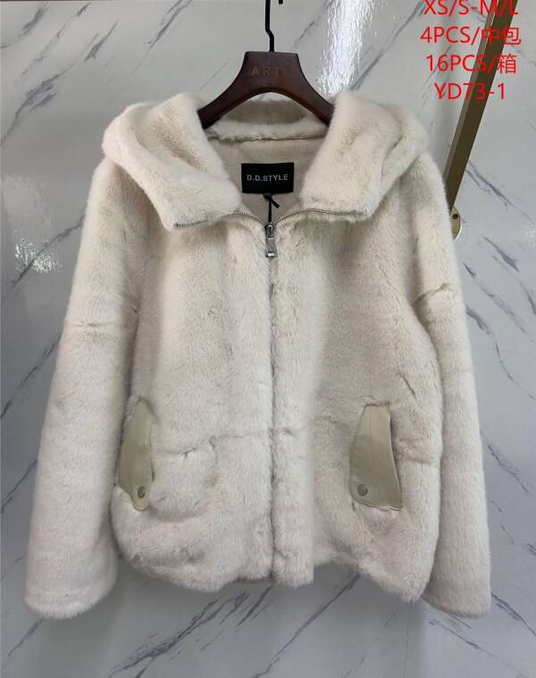Kurtka alpaka damska (Włoskie produkt) Roz XS/S-M/L, Mix kolor Paczka 4 szt